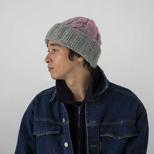 HAND KNIT FISHERMAN HAT - LIGHT GREY / PINK