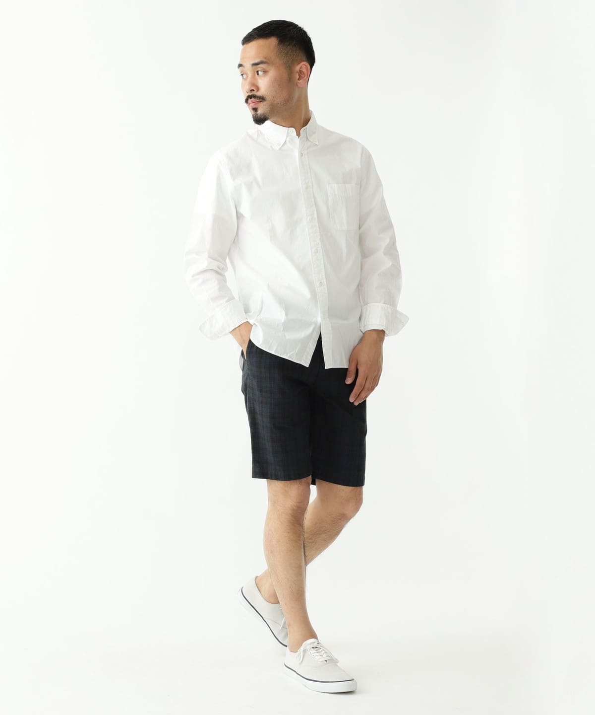 BEAMS PLUS BUTTON DOWN BROAD COLLAR OXFORD - WHITE