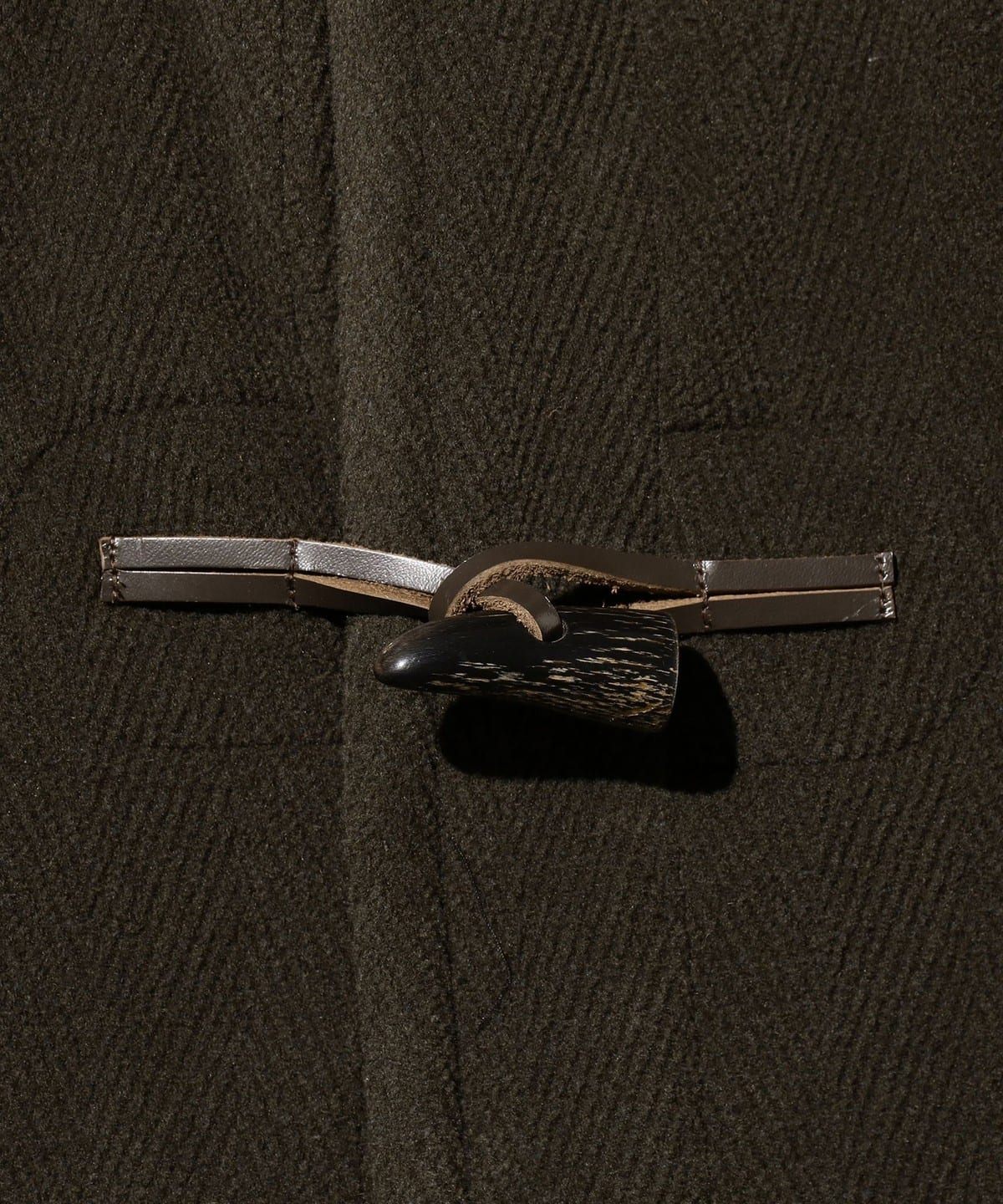 BEAMS PLUS DUFFLE COAT - OLIVE HERRINGBONE