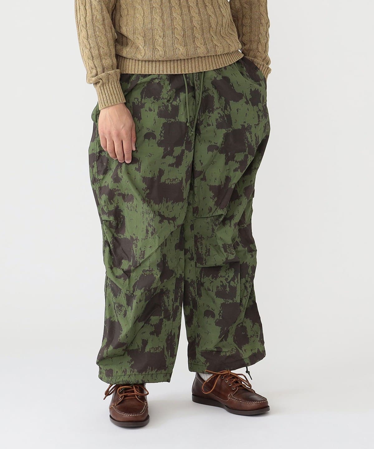 BEAMS PLUS MILITARY NYLON OVER PANTS - CAMO