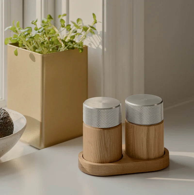SINA SALT & PEPPER MILL SET - OAK / STEEL