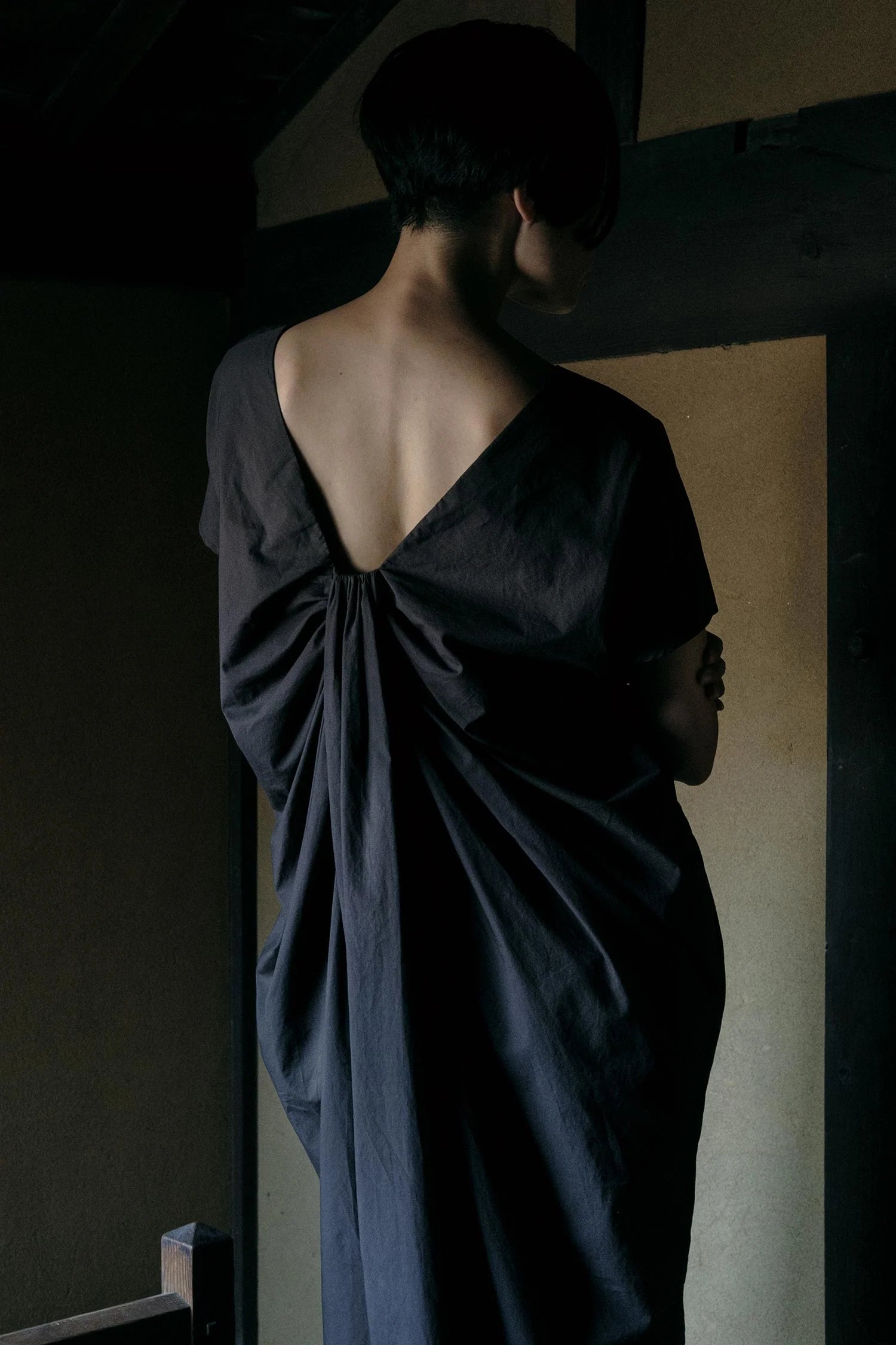 WATER FALL DRESS - BLACK