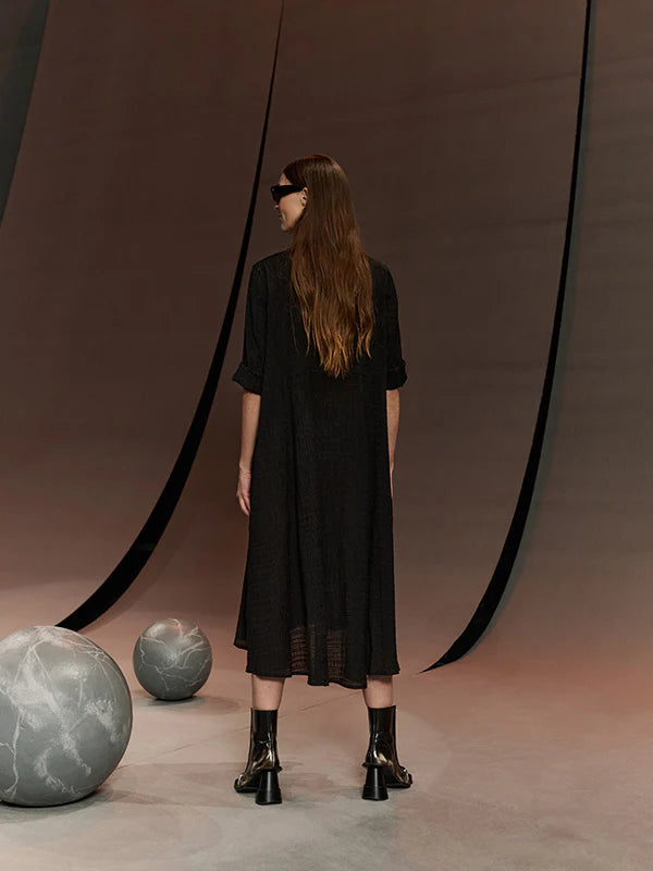 LOW PULSE DRESS - BLACK