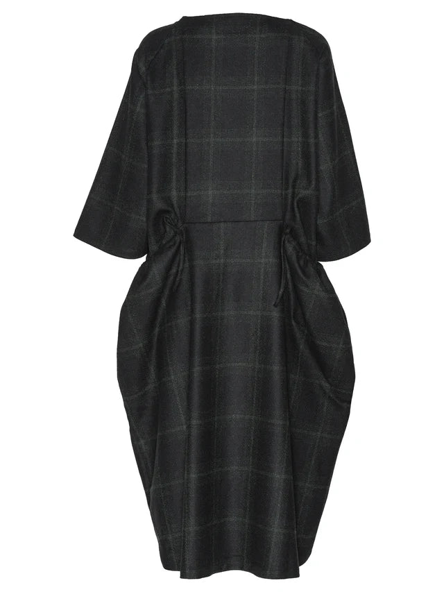 PULL DRESS - DARK CHECKS