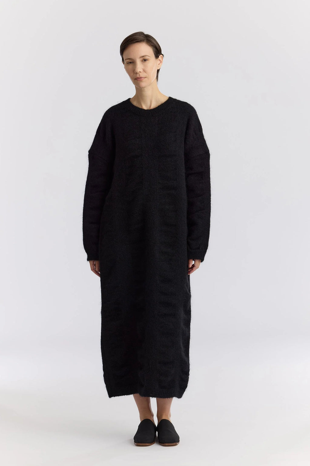 WATERFALL KNIT DRESS - BLACK