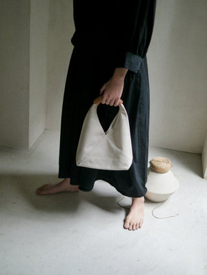 WOVEN TRIANGLE BAG SMALL - IVORY