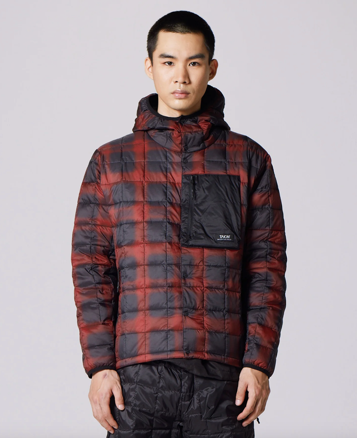 MOUNTAIN LIGHT DOWN HOODIE - BLACK / RED CHECK