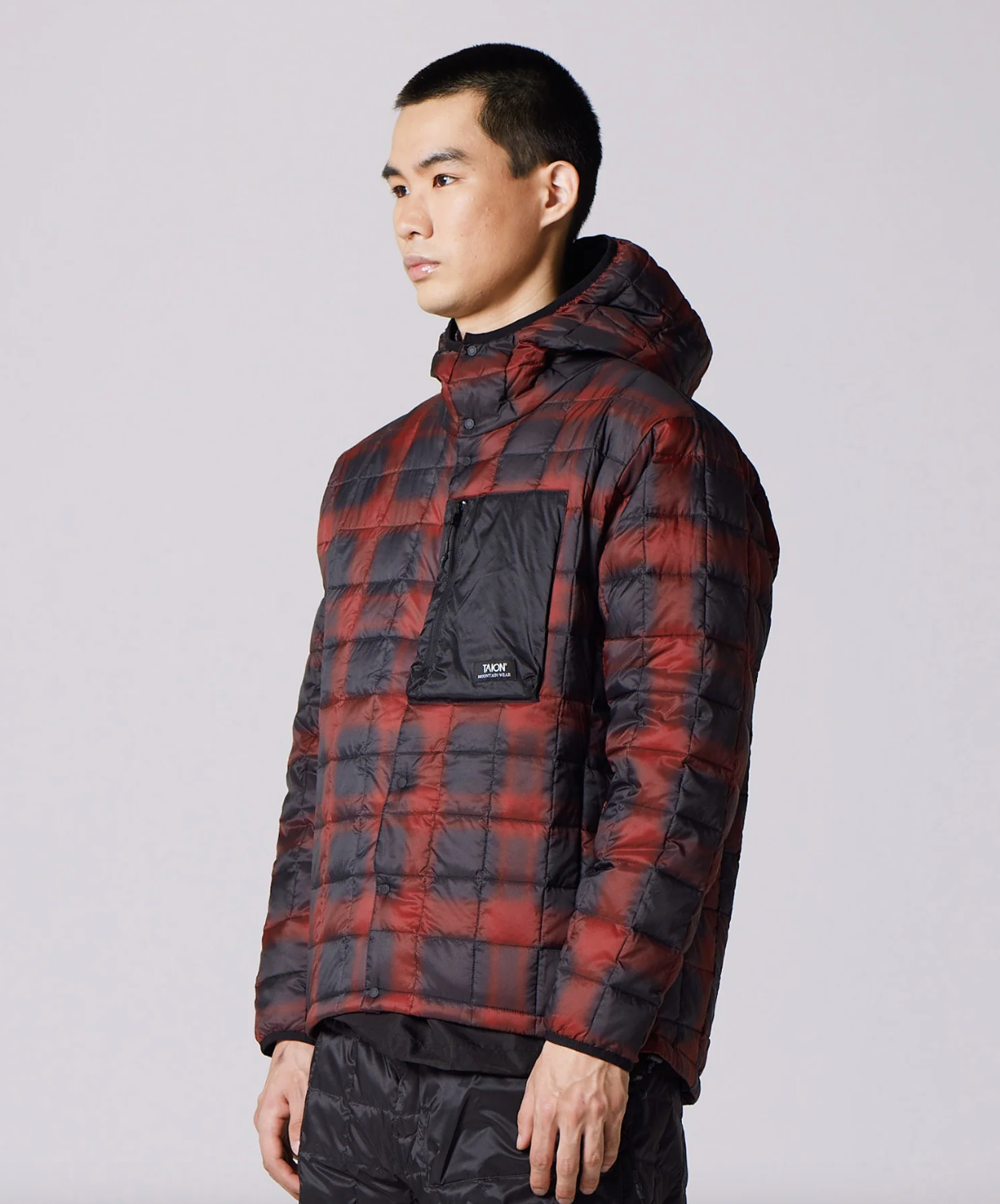 MOUNTAIN LIGHT DOWN HOODIE - BLACK / RED CHECK