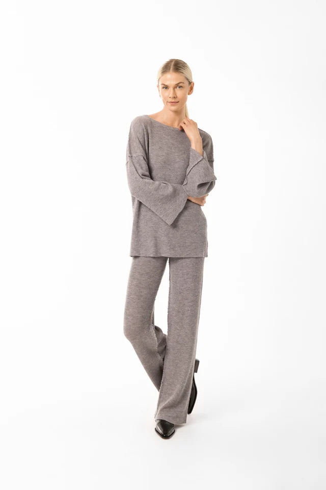 BILLA SWEATER - GREY