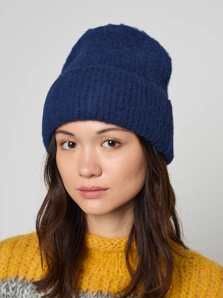 BRUSHED ALPACA BEANIE - NAVY