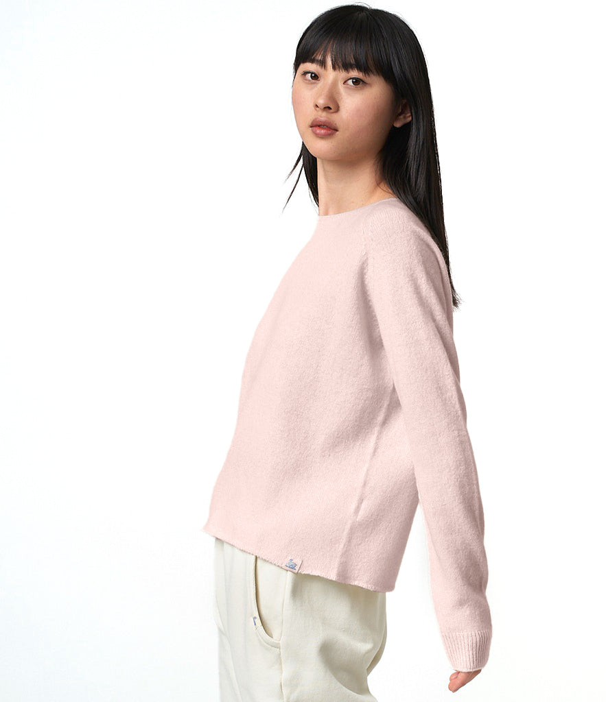 WOMEN'S CREW NECK PULLOVER, RELAXED FIT - PEARL