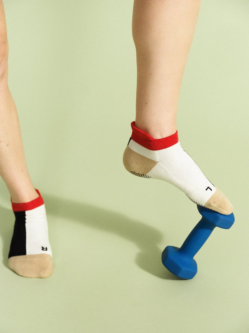 HALF & HALF SPORTY GRIP ANKLE SOCK - BLACK