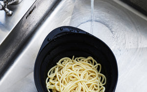 STRAINER - BLACK