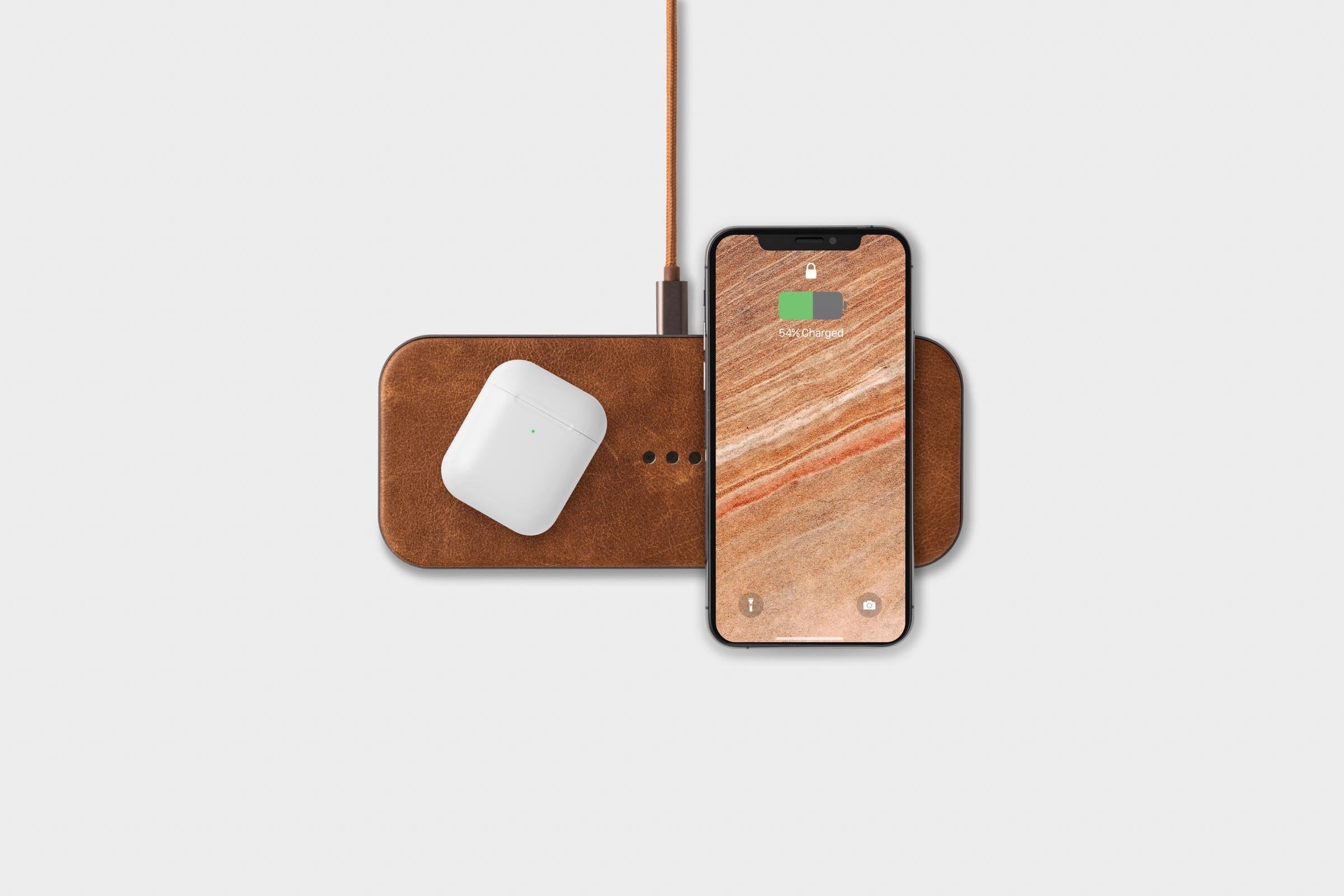 CATCH:2 DUAL WIRELESS LEATHER CHARGER - SADDLE