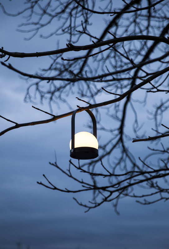 CARRIE PORTABLE LED LAMP - BLACK